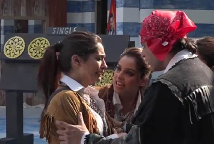 Bigg Boss 12 Dipika Kakar cried in front of Neha Pendse and Srishty Rode