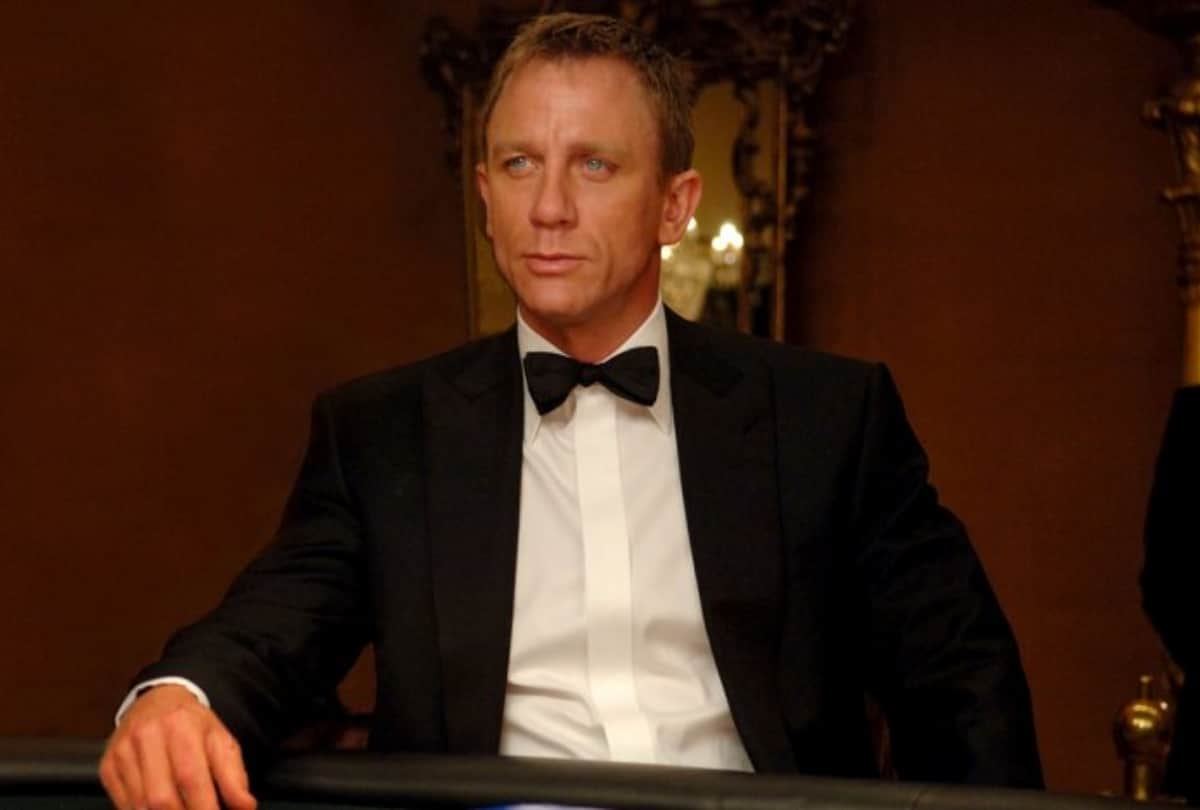 bollywood connection with Spy agents as in context with hollywood  james bond series