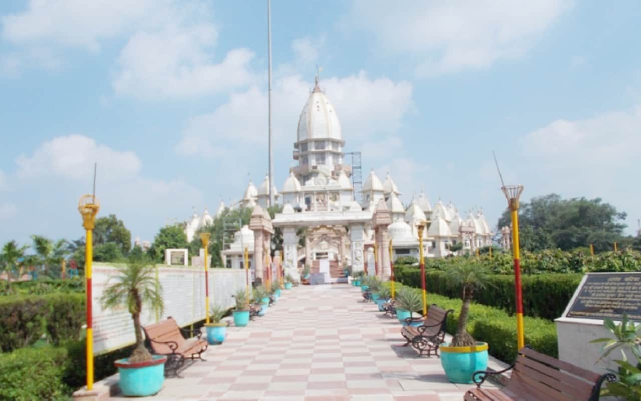 meerut tourist places including history of mahabharat mughal era to1857 mutiny