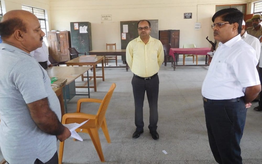 Adverse entry to two, including the Registrar kanungo