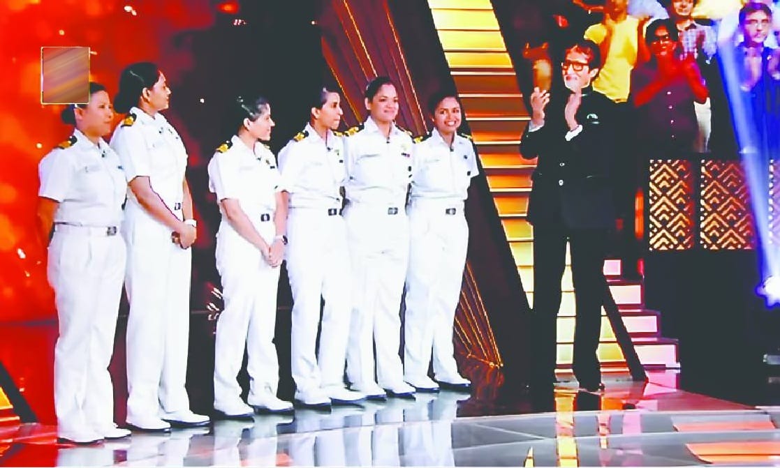 Kaun Banega Crorepati (KBC Season 10) with Team of 'INSV Tarini'