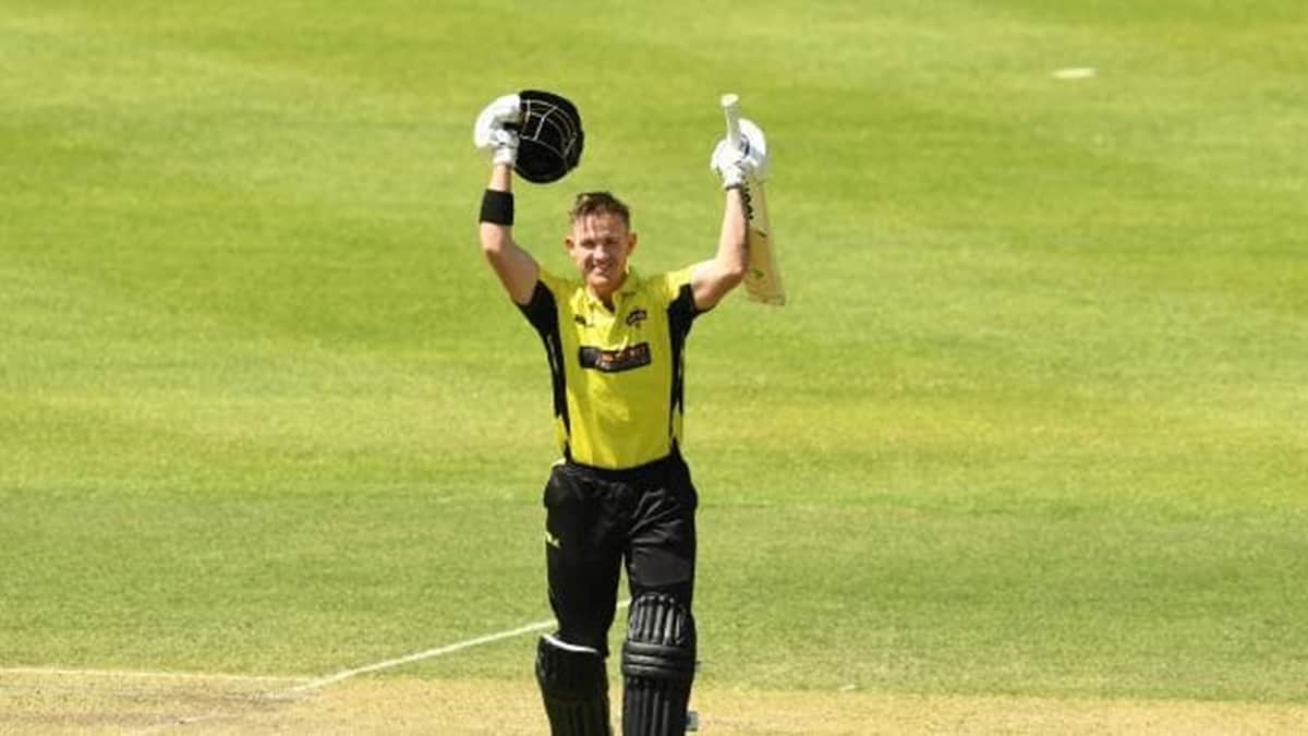 D'arcy short scores record double ton in australian domestic tournament