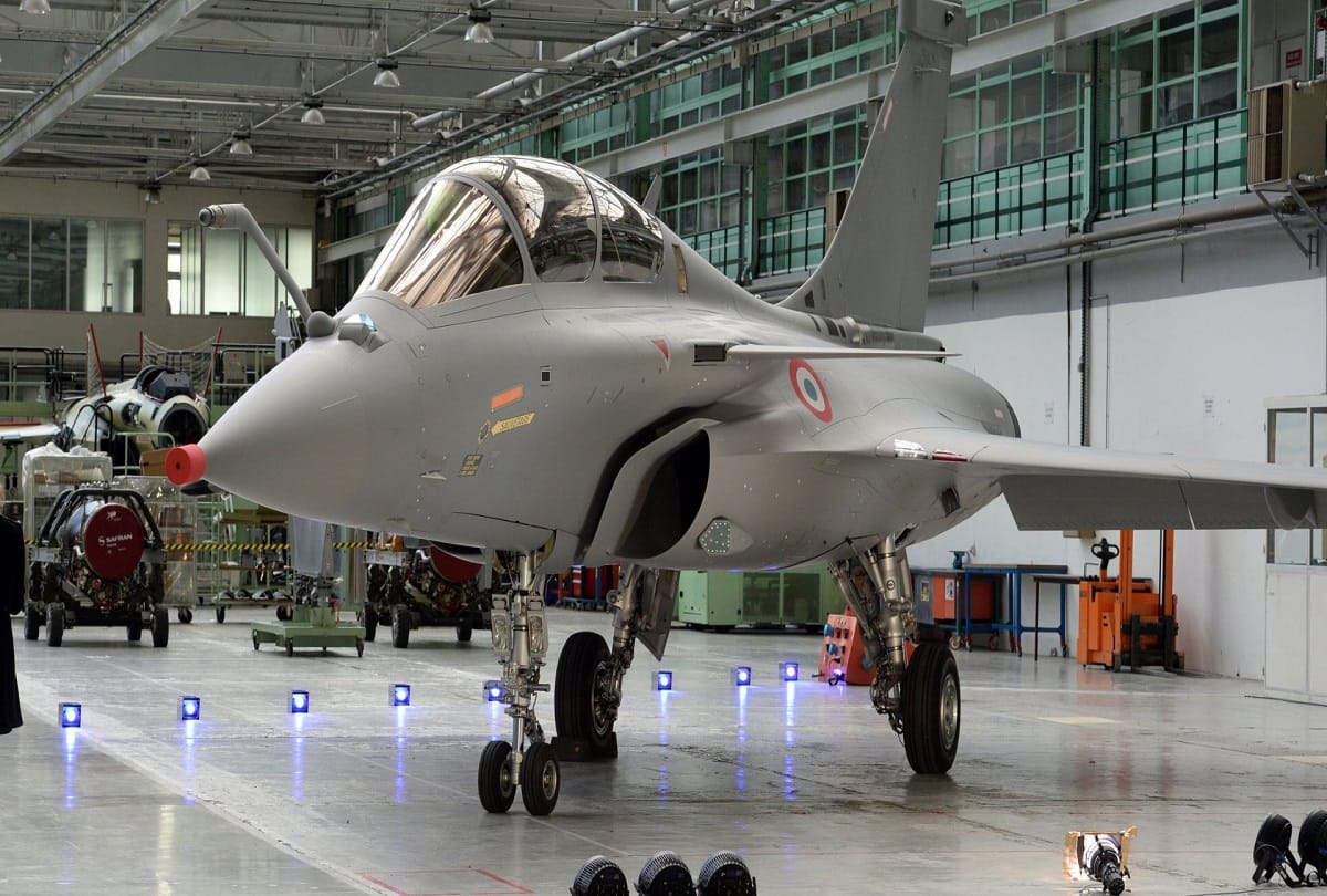 Congress accepts central government's challenge to discussion on Rafale 