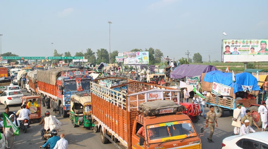 Delhi Dehradun Highway Jam from Kisan Kranti Yatra