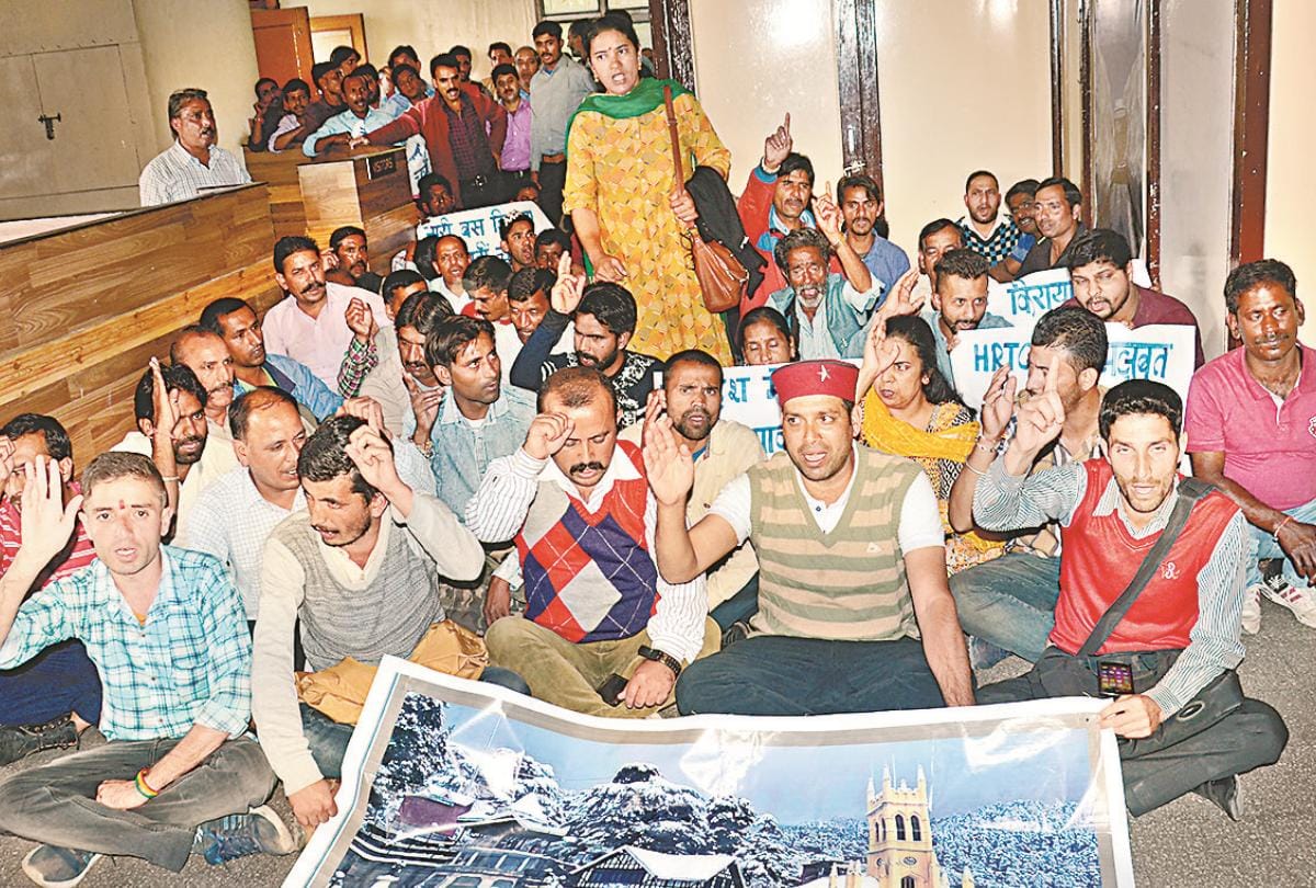 Protest over bus fare hike in shimla