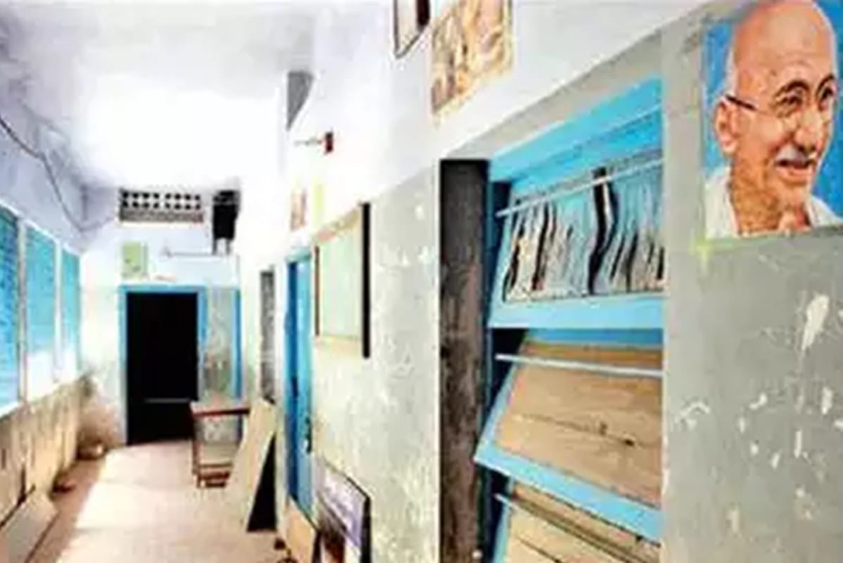 97 years ago the school which was founded by Mahatma Gandhi is going to shut