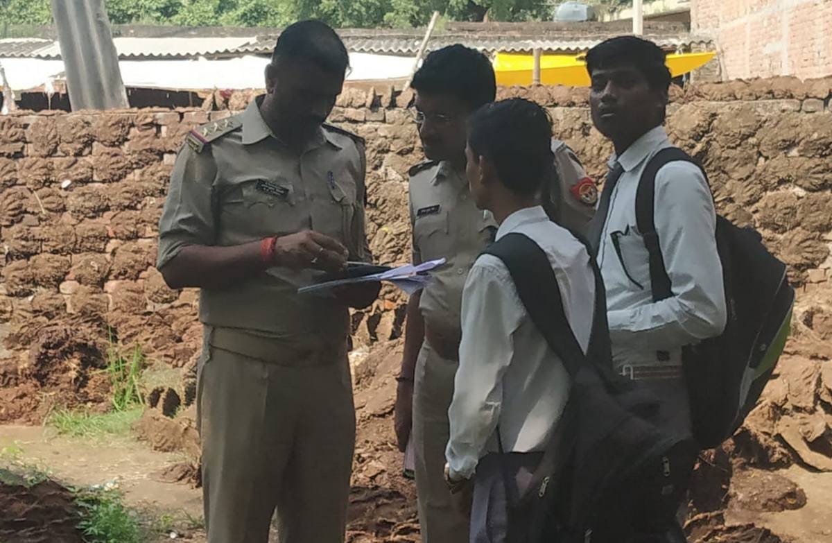 Student murdered in varanasi police investigated