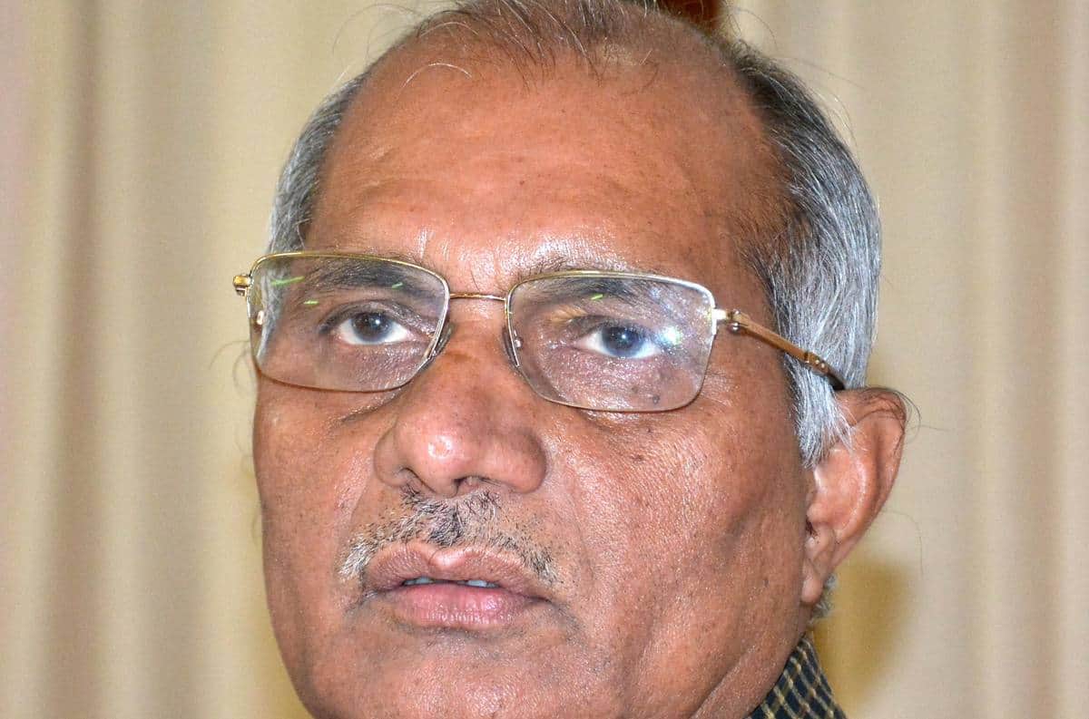 Minister dharmpal singh gave disputed statement on vivek tiwari murder case