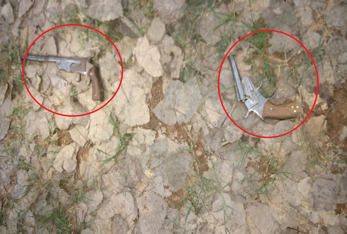 Encounter In Meerut and two accused criminals were injured