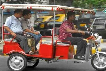 Illegal e rickshaws in Kanpur will be seized and destroyed, campaign begun today