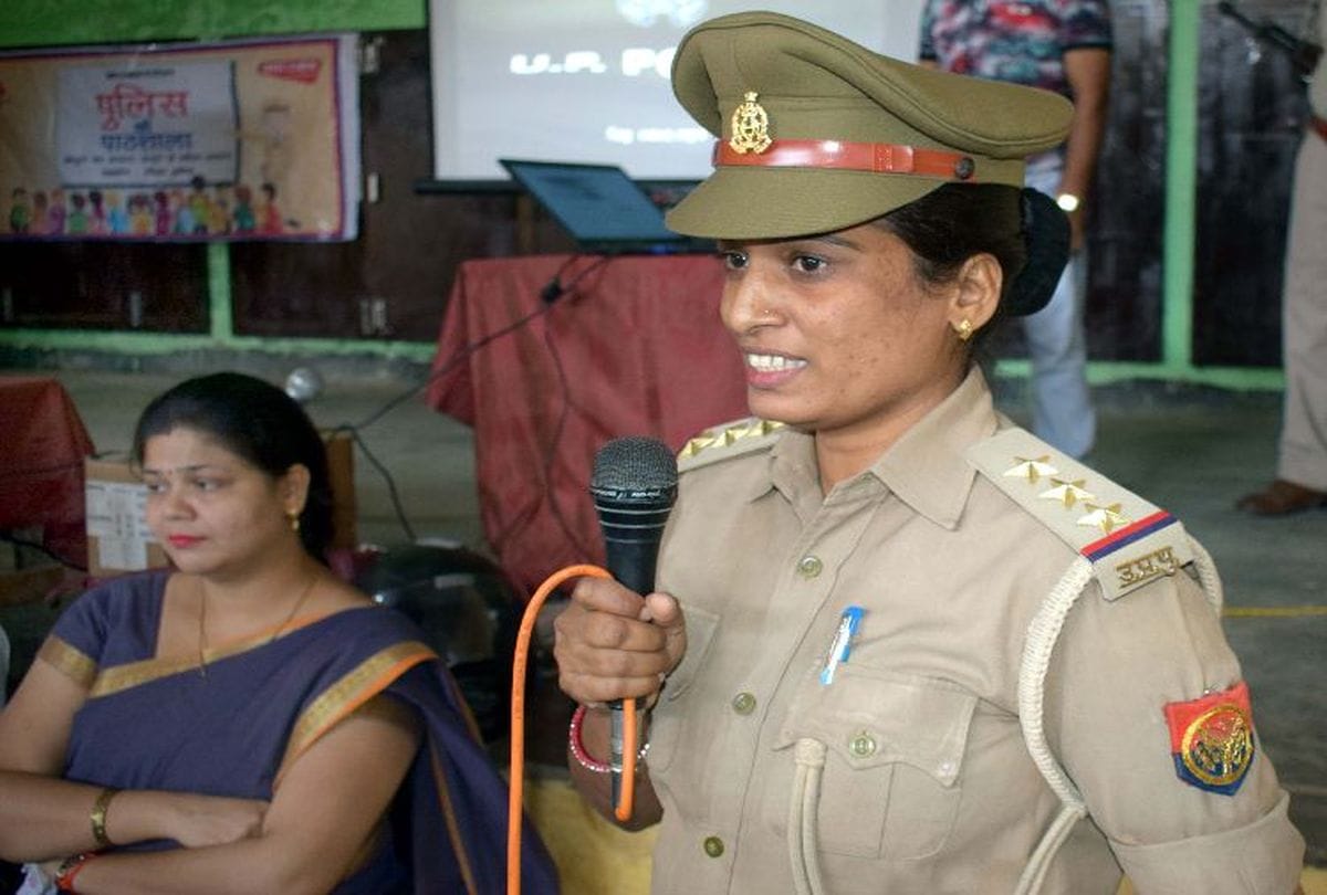 Amar Ujala event police ki pathshala in kasganj