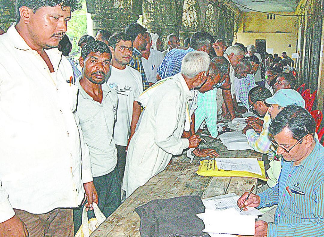 Illegal occupation of 4300 acres of irrigation department