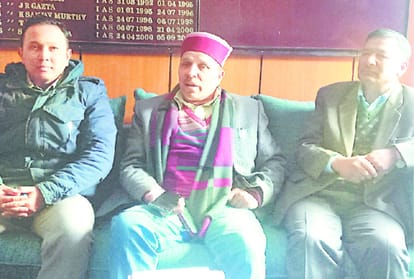 Nepali Staying alive in minus temperature for 12 hours