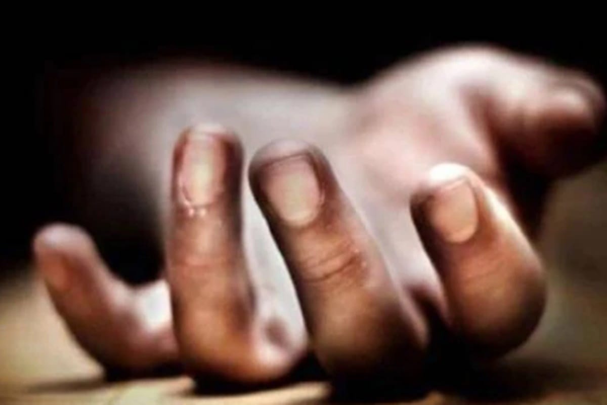 Recruit constable tried to kill self from sharp thing in police lines