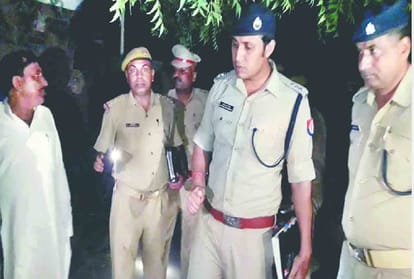policeman attacked his brother with sharp weapons