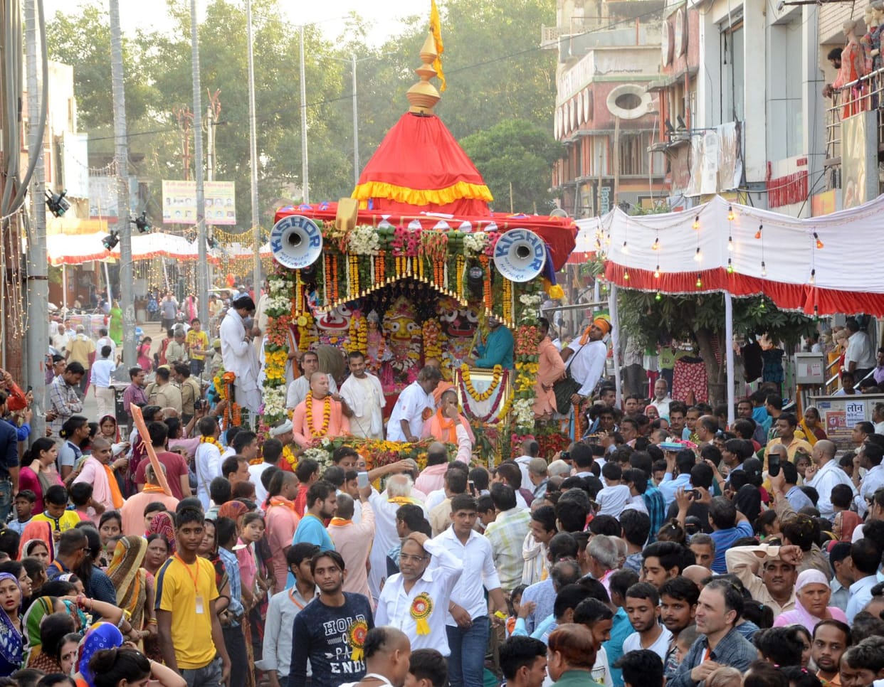 Rath Yatra fair Varanasi: Lord Jagannath will not bathe in the hands of devotees