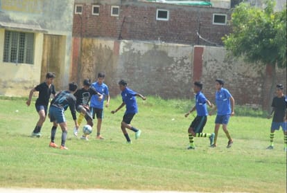 Students Football League match starts in Agra