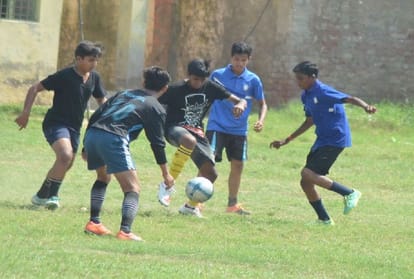 Students Football League match starts in Agra