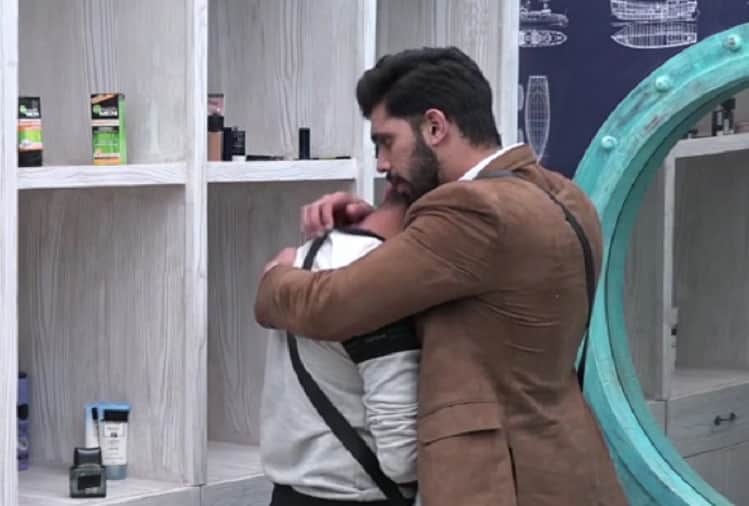 Bigg Boss 12 Deepak Thakur cries because of housemates allegations