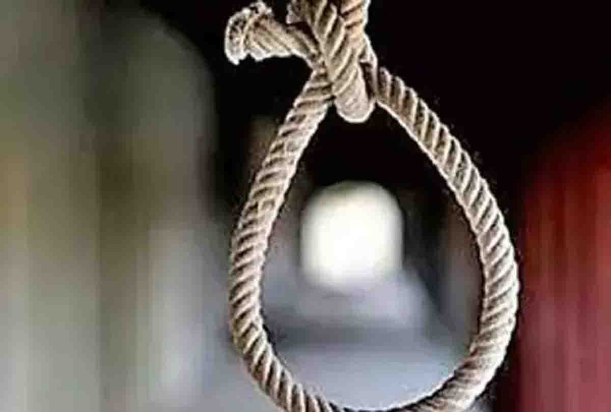 woman tried to committed suicide in maohoba