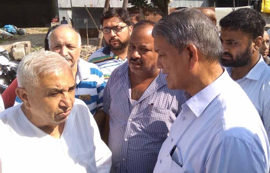 harish rawat said government want to kill swami sanand
