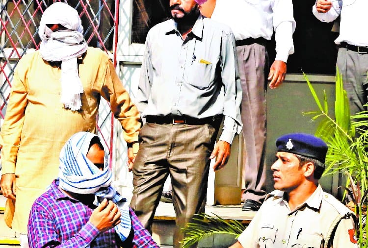 HCS Paper Leak Accused Ayushi Father Uncle Arrest