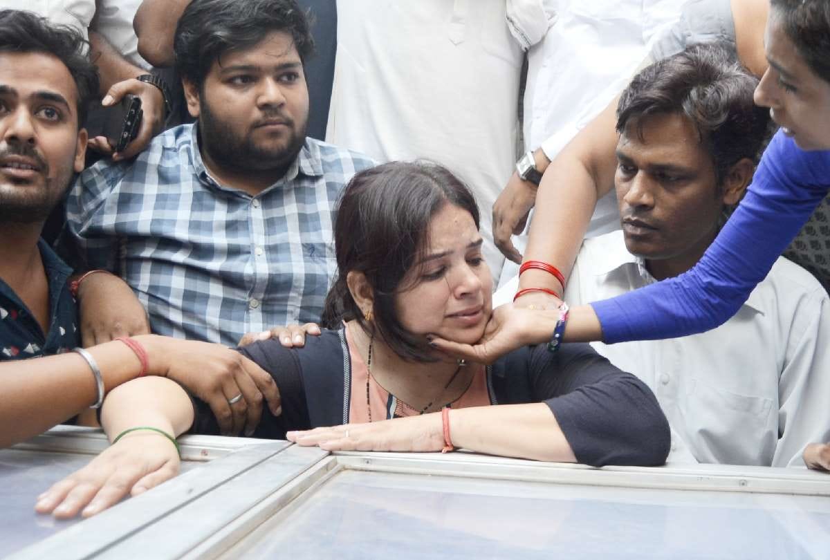 wife of vivek tiwari said, my husband was innocent