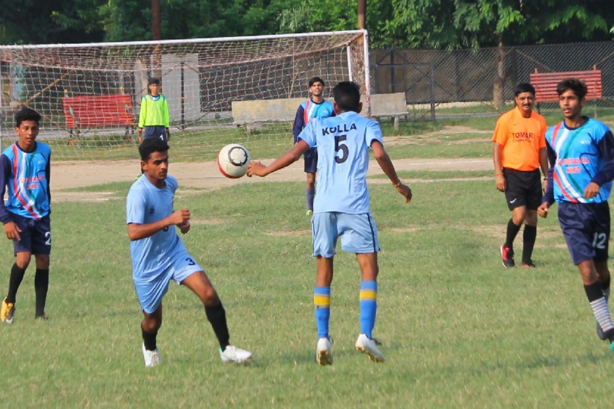 Garuda Club beat Sunrise by 3-0 in footbal match in meerut
