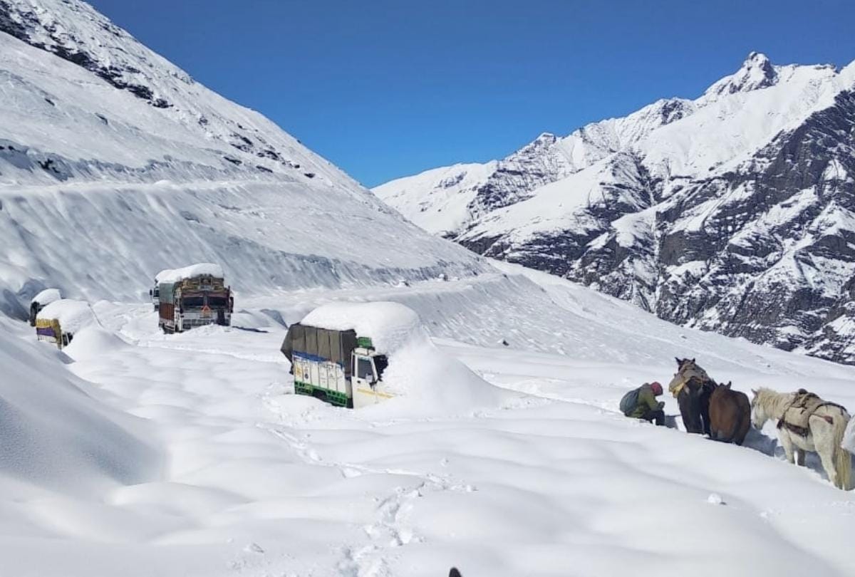 switzerland surveillance system radio frequency cctv camera in Rohtang Pass