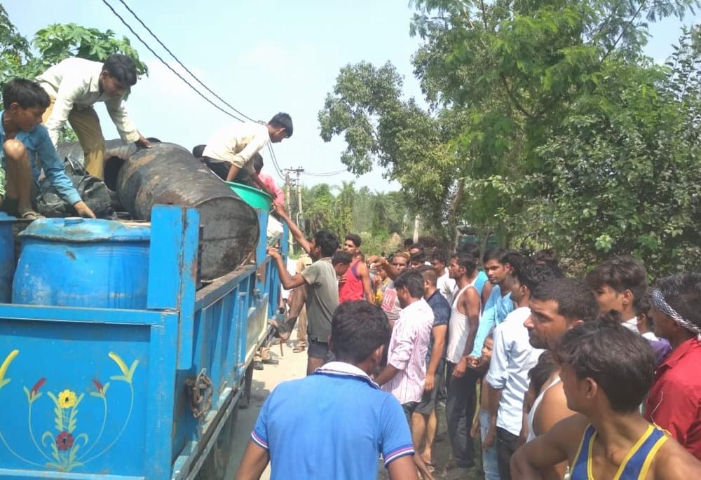 Raw alcohol seized in sultanpur haridwar