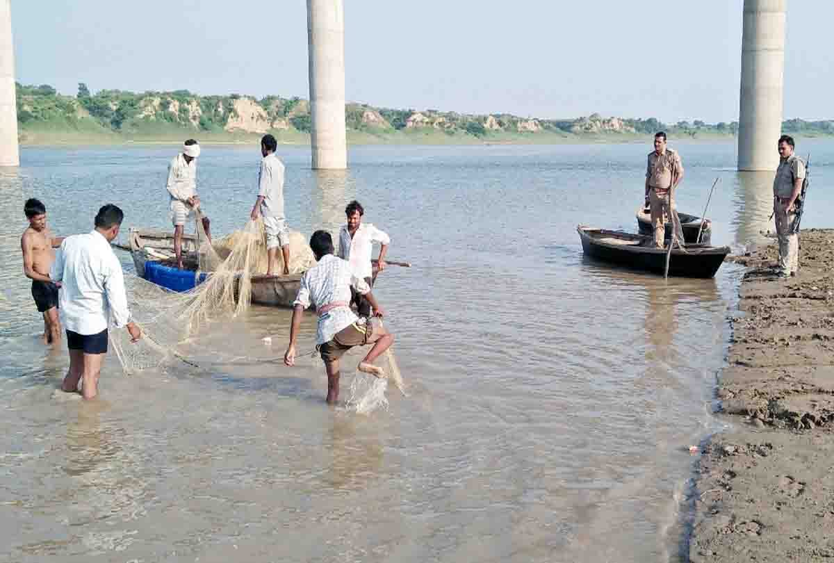 two girl drown in Yamuna river