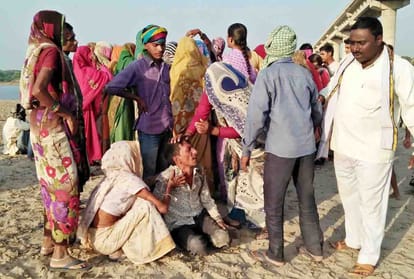 two girl drown in Yamuna river