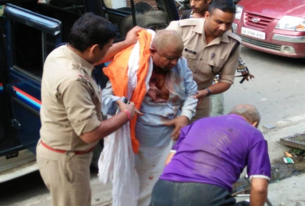 Innova car Accident on badrinath highway passengers injured