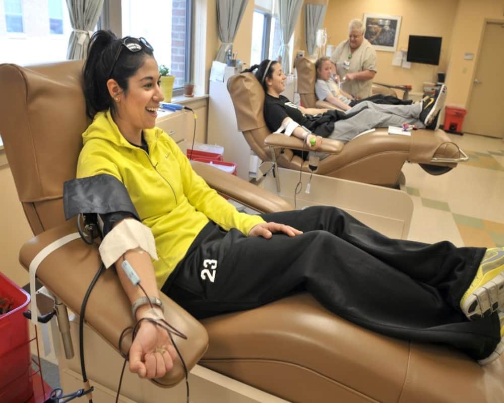 international Blood Donation Day 2018: Take care of 5 things before getting blood from donors