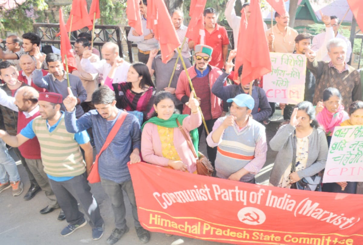 protests against bus fare hike in himachal