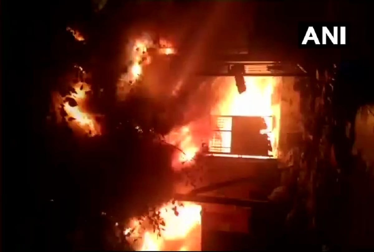 Maharashtra : Fire breaks out in MSEDC power house at Savarkar Nagar Thane