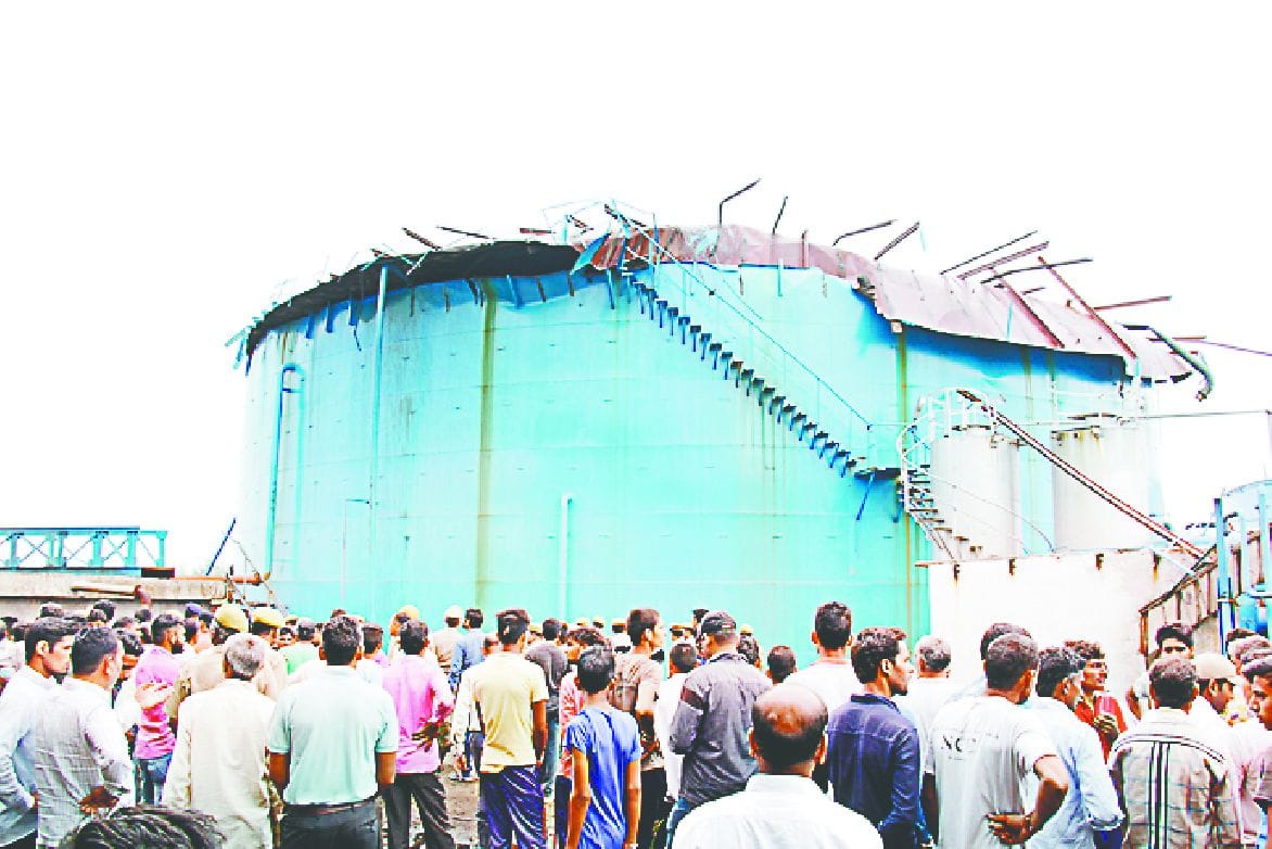Order to stop Mohit Petro Chemical Factory