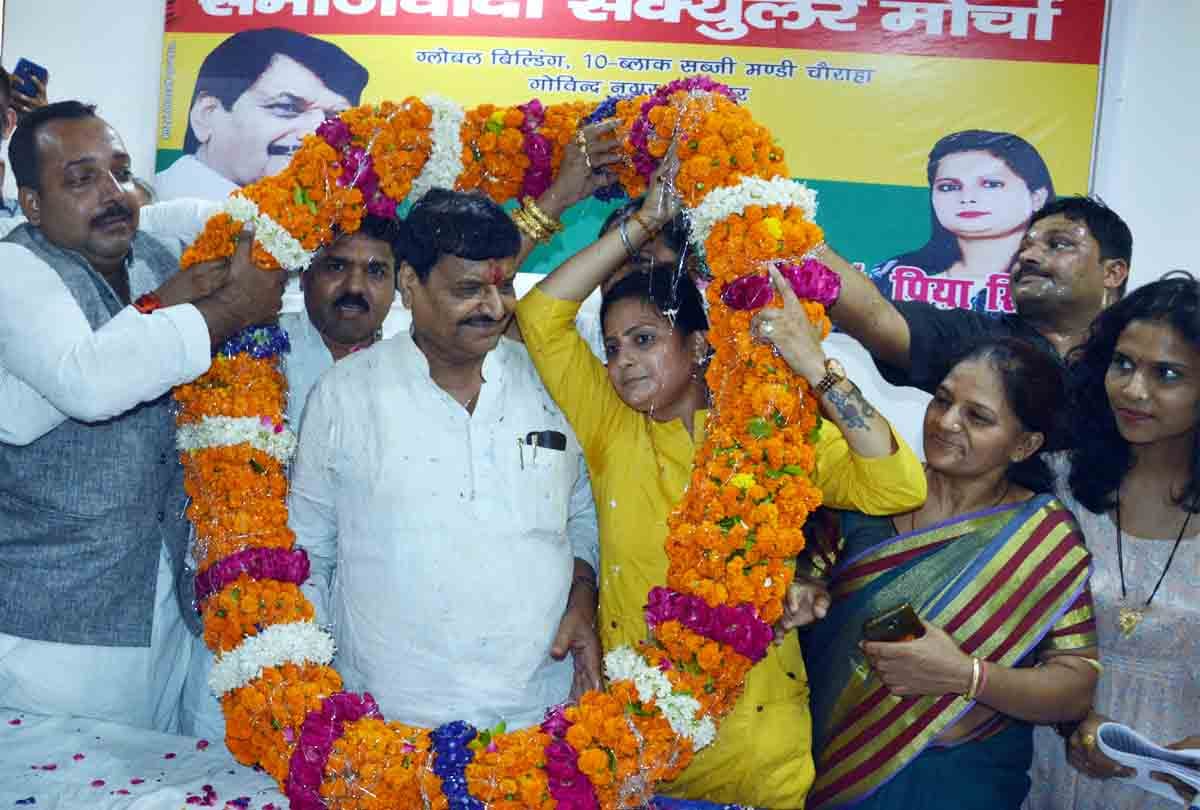 shivpal yadav statements on vivek tiwari murder case and others