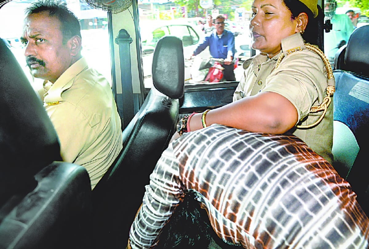 ruckus of accuse's wife in vivek murder case