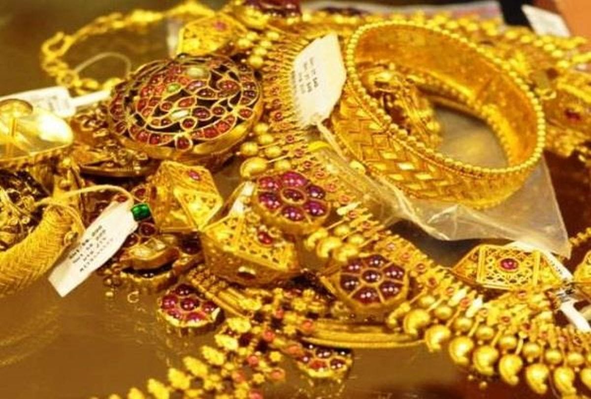 alert:The servants used to steal in the ashrams