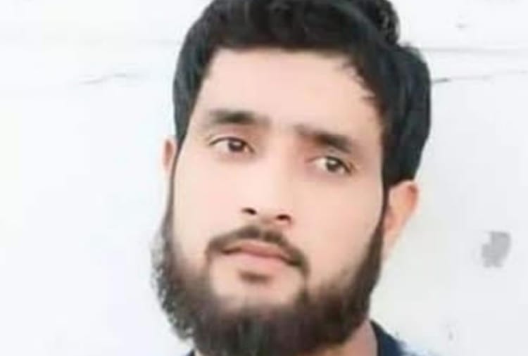 Intelligence bureau detained a Kashmiri student from Mohali
