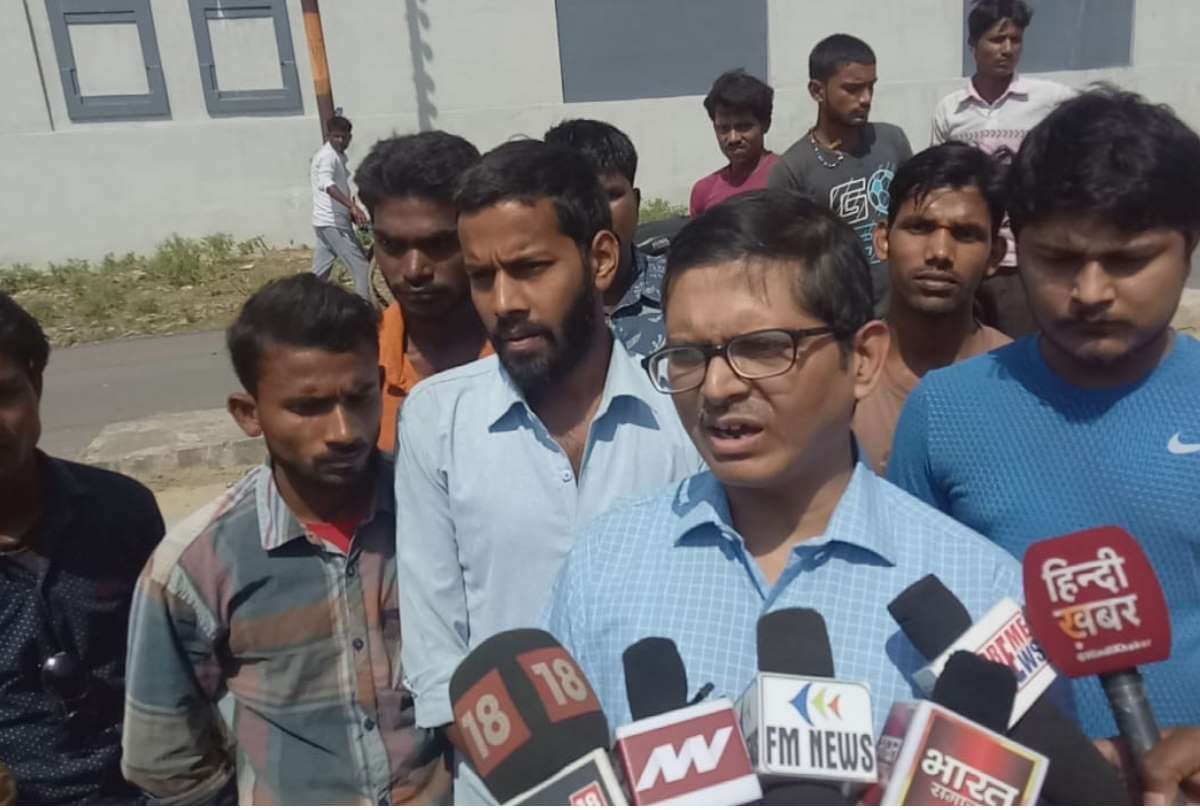 Lucknow: Former IPS Amitabh Thakur arrested in connection with rape victim's suicide