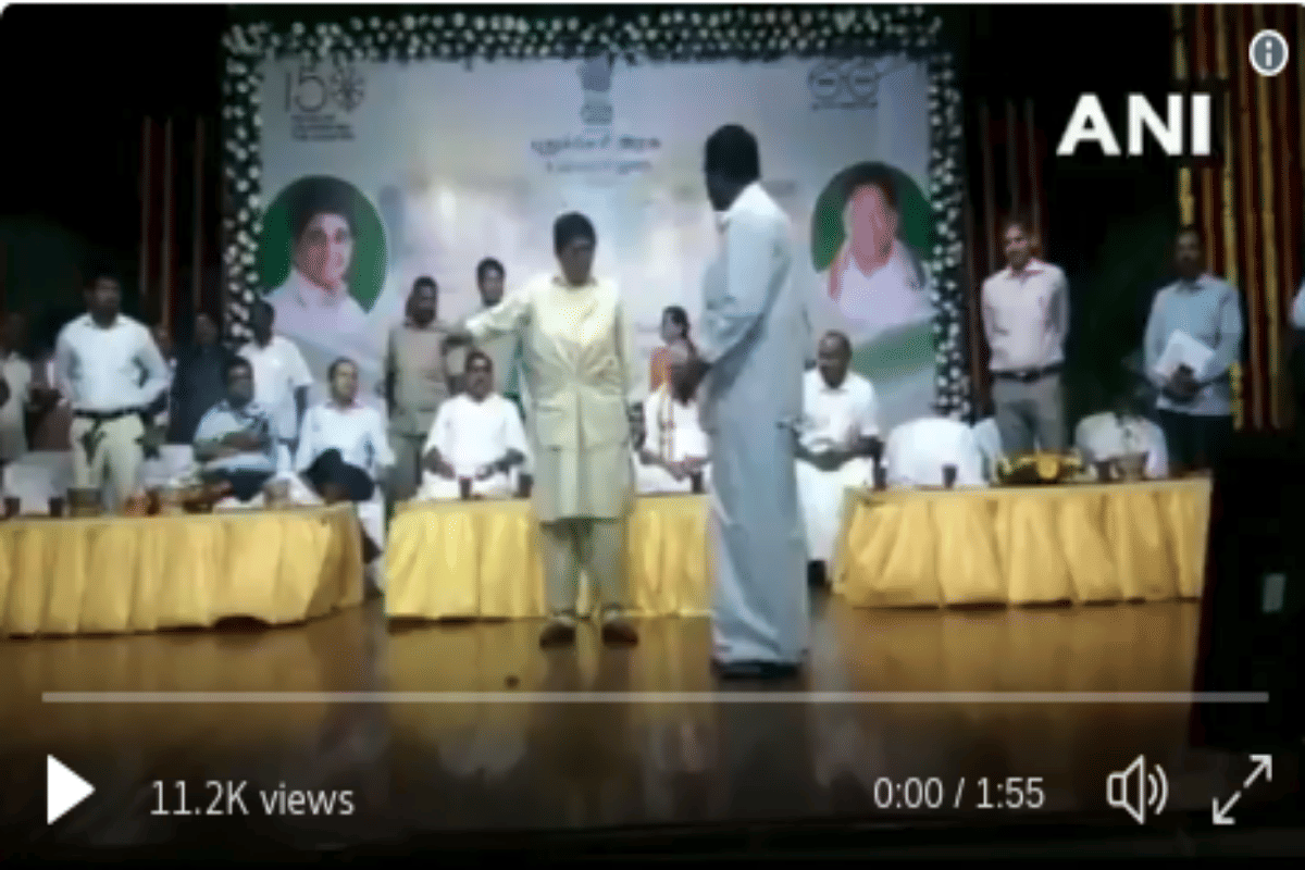 argument on stage between Puducherry Governor Kiran Bedi and AIADMK MLA A Anbalagan at a function