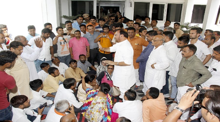 BJP legislator upset over objectionable video viral and protest in bijnor SP office