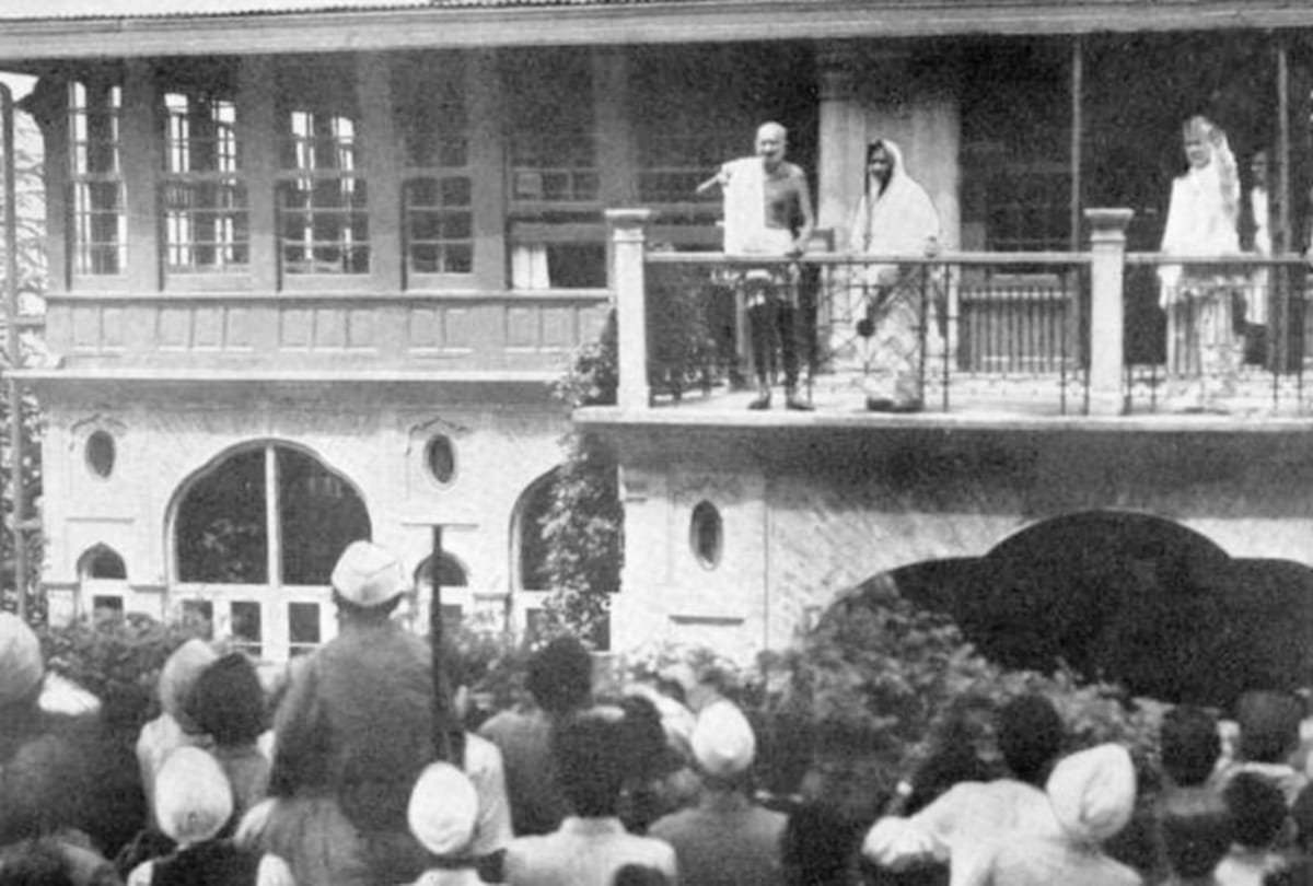 Father of the Nation Mahatma Gandhi  close connection with shimla