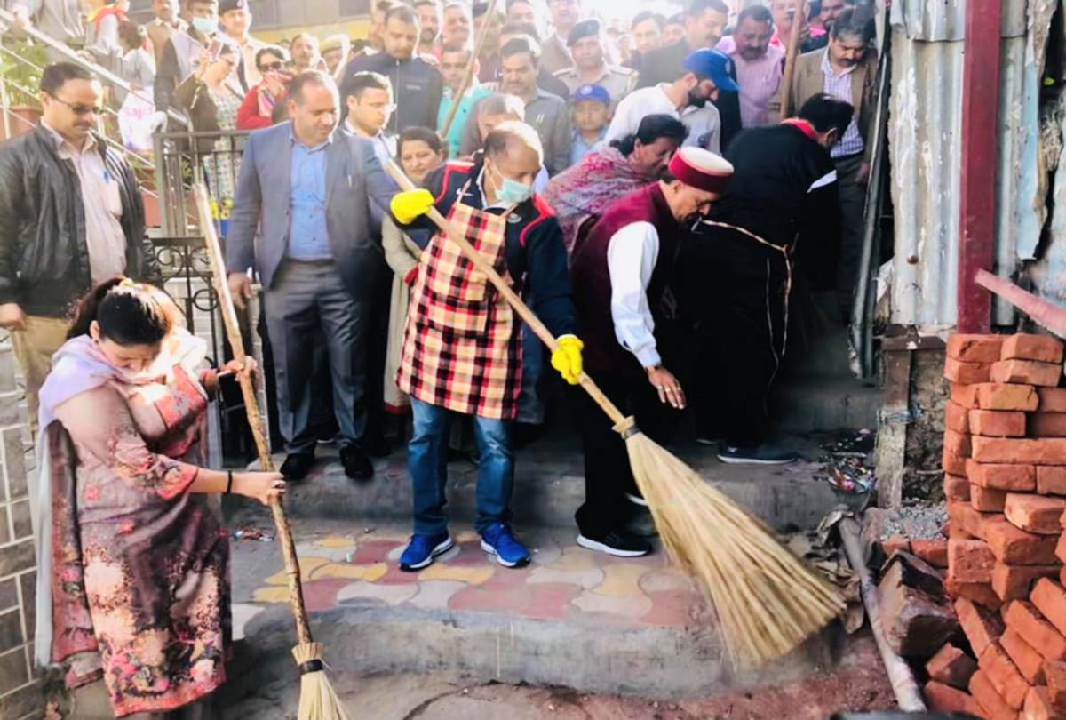 cm jairam thakur participated in cleanliness drive at sanjauli shimla