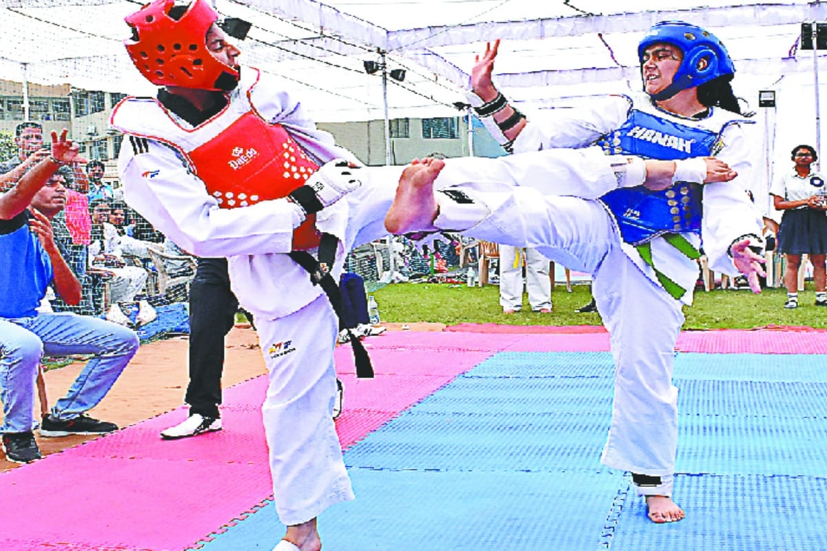 Ashish won gold medal in Taekwondo, Chanda Club defeated Aryan Club