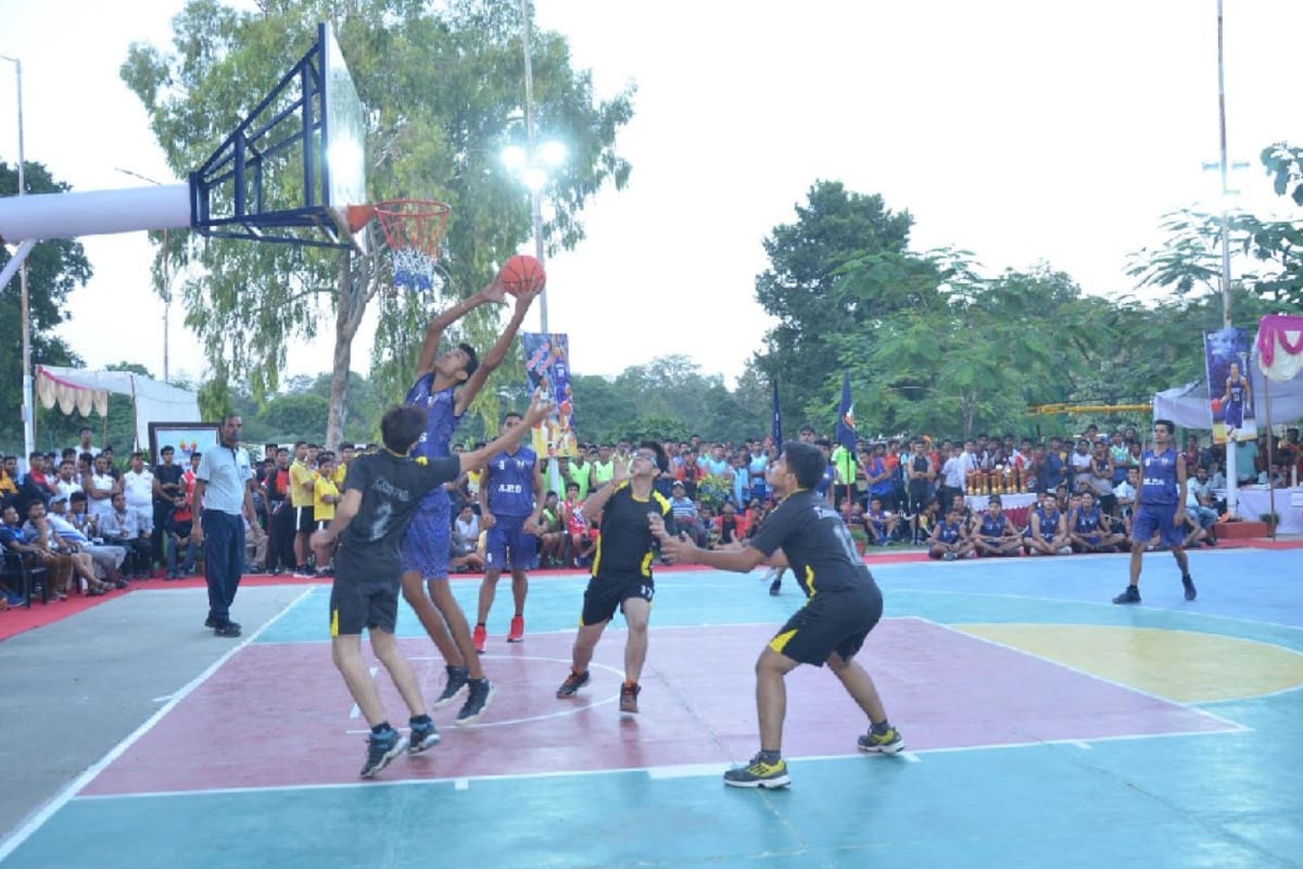 Players in basketball performed well in merut Akshat won gold in judo