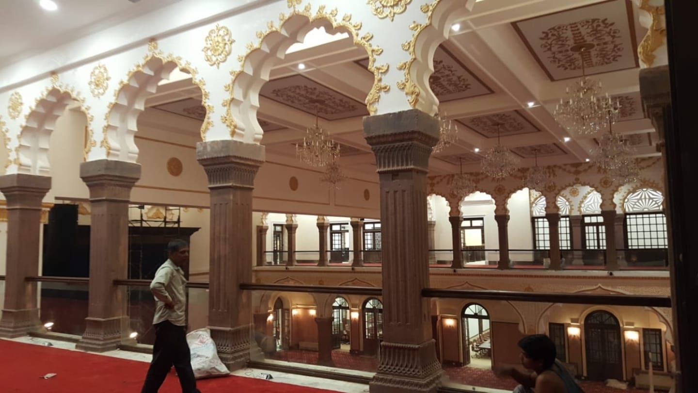 Old story and new look of minto hall of Bhopal.