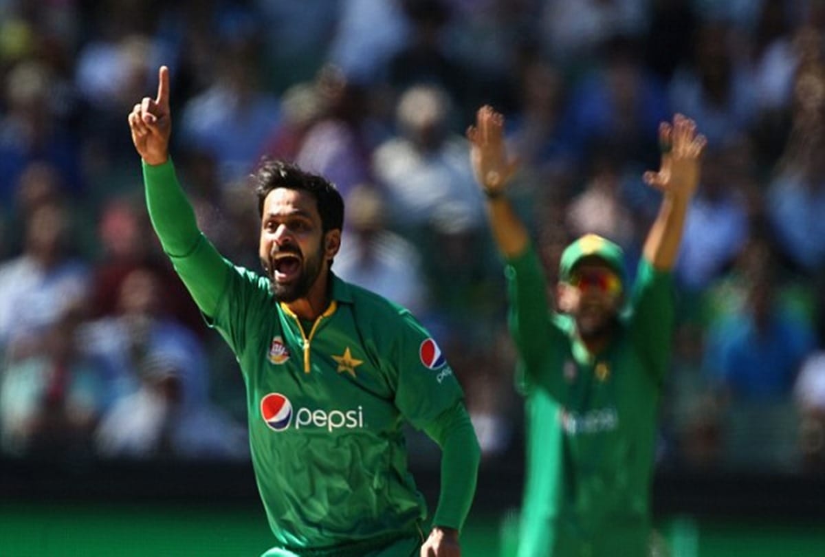 Pcb Hit Back Mohammad Hafeez Should Focus His Game Instead Of Comment Pcb